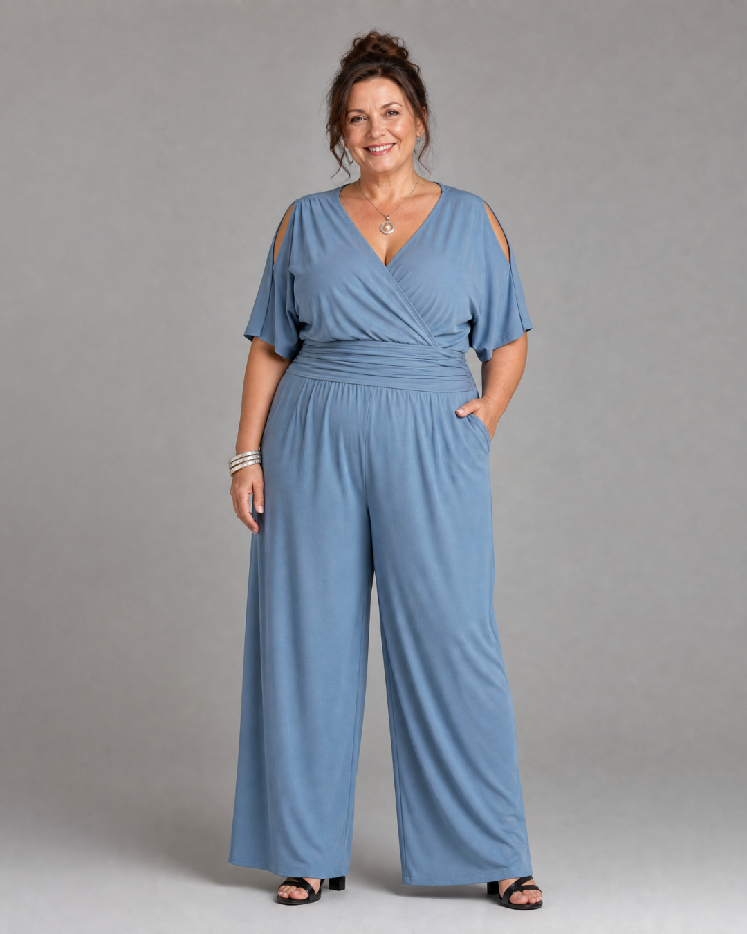 Nyxara | Cold-shoulder jumpsuit met wikkeltaille