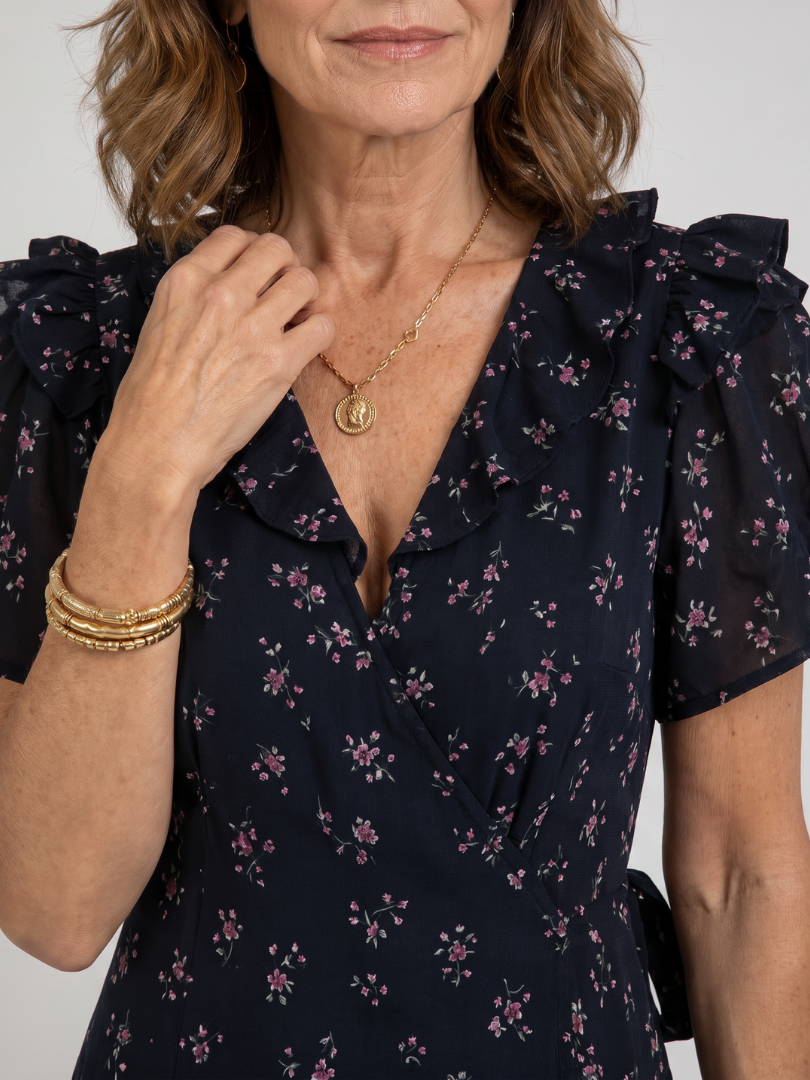 Semifal | Midi-jurk met bloemenprint, pofmouwen en ruches