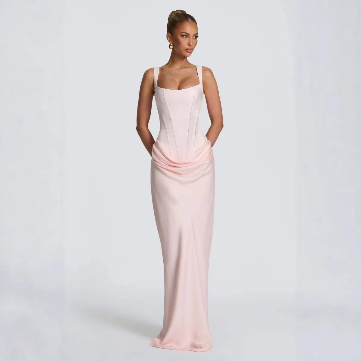 Body Frame | Bodycon midi-jurk met vierkante hals