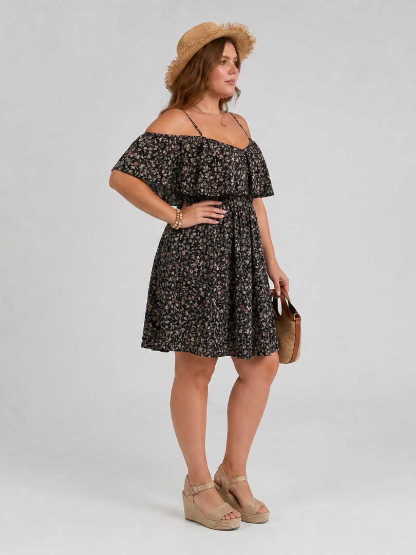 Novom | Knielange jurk met cold shoulder en ruche overlay