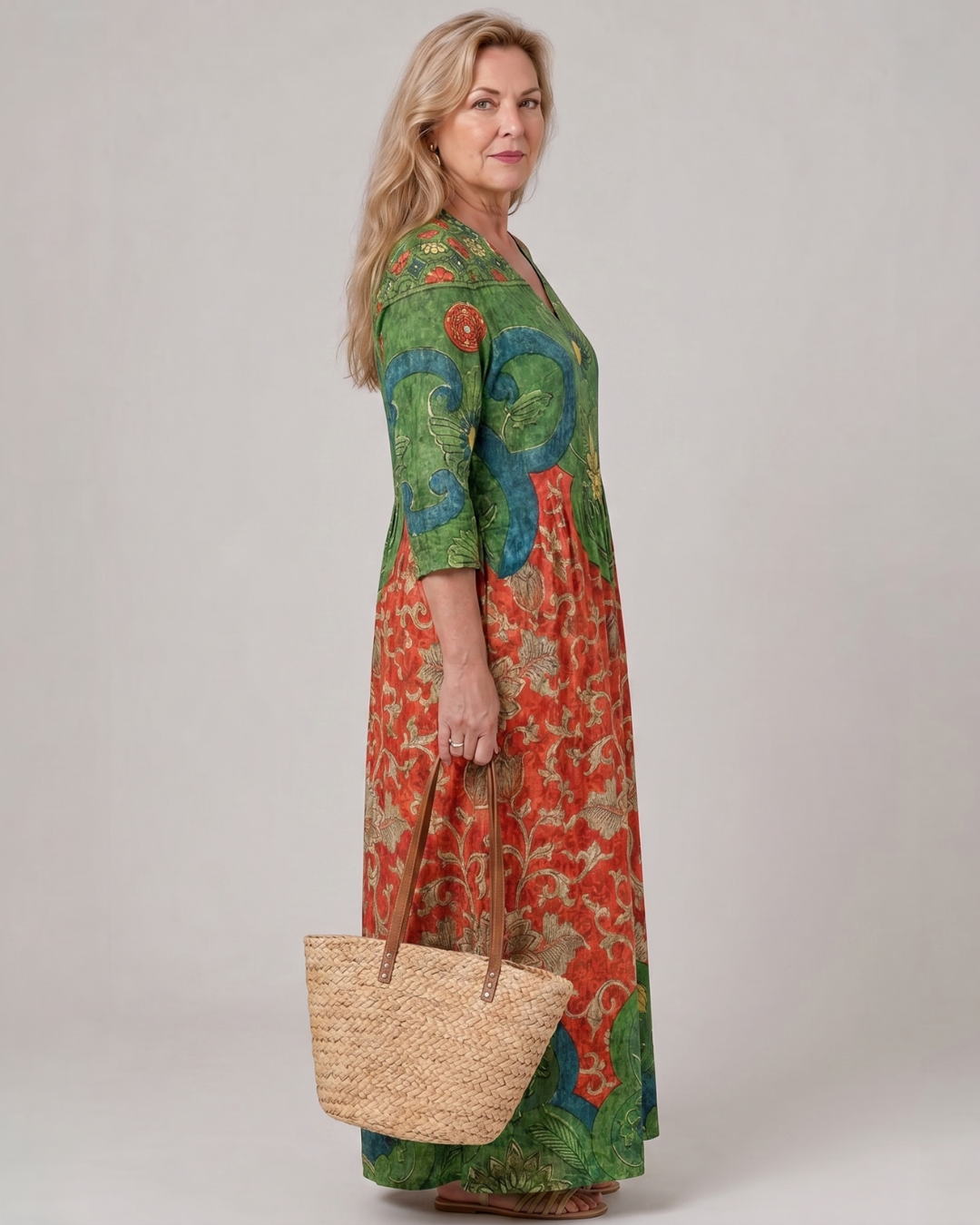 Zeloria | Soepele midi-jurk met abstracte vintage print en driekwartmouw