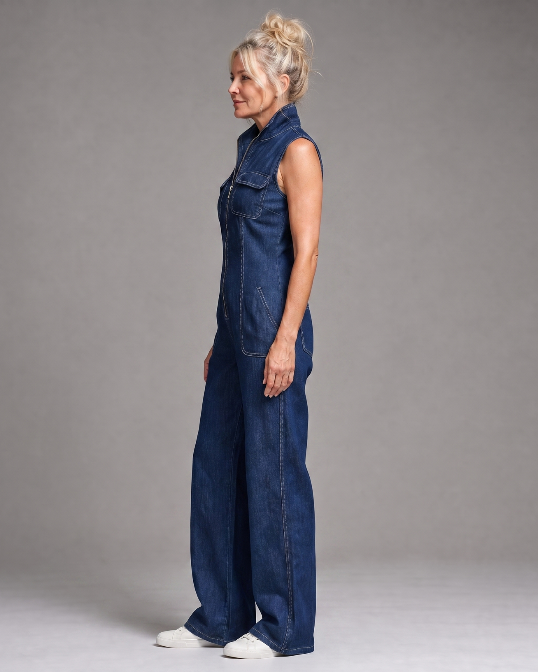 Samantha | Mouwloze jumpsuit met rits en wijde pijpen