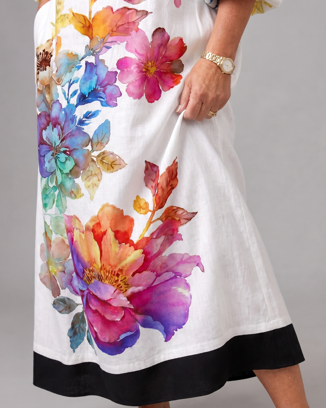 Florienne | Vloeiende midi-jurk met aquarel bloemenprint