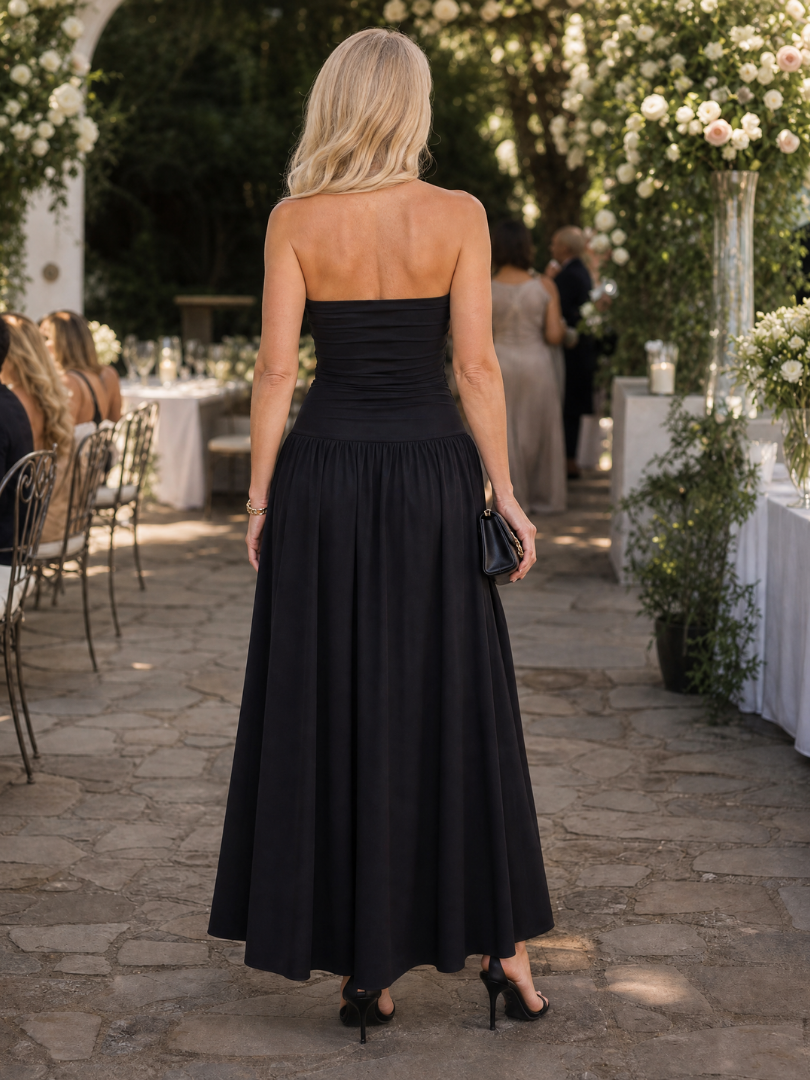 Zelene | Strapless midi-jurk met geplooid lijfje