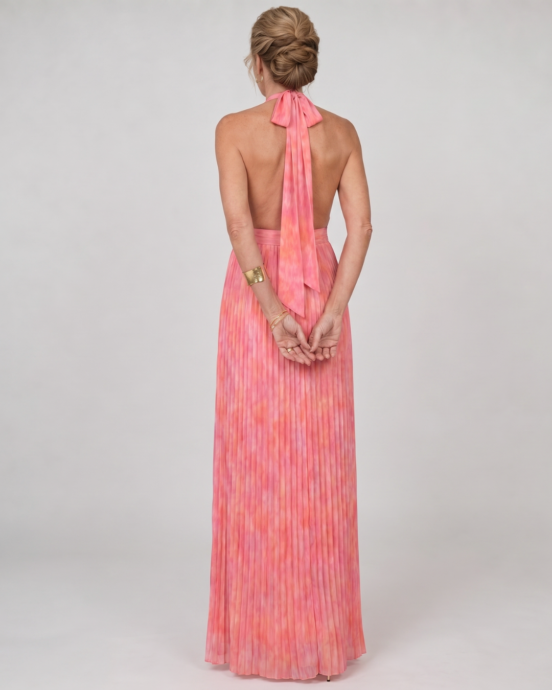 Serah | Geplooide mouwloze halter maxi-jurk