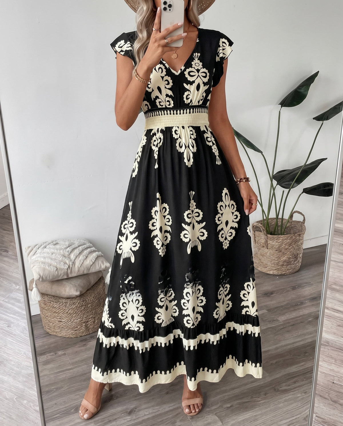 Maxi-jurk met bloemenprint en V-hals