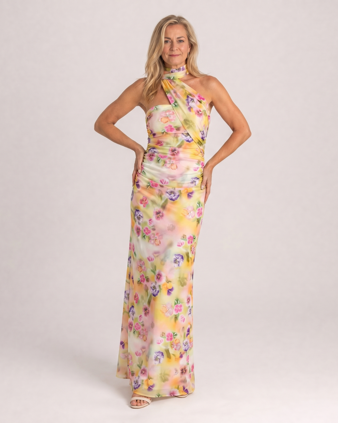 Fijem | One-shoulder halter maxi-jurk met bloemenprint