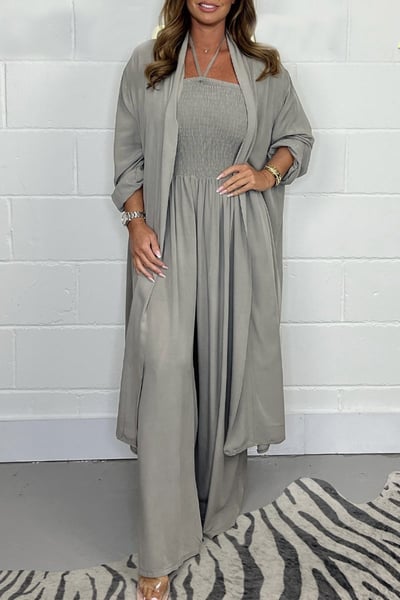Mode 2-delige set met wijde broek en haltertop