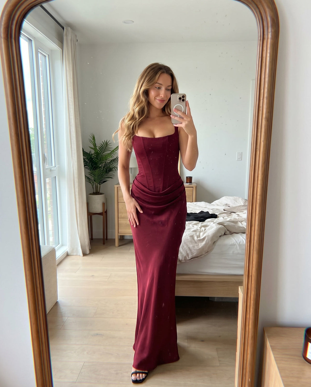 Body Frame | Bodycon midi-jurk met vierkante hals