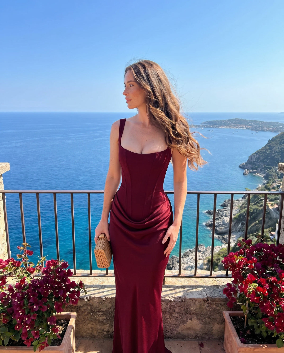 Body Frame | Bodycon midi-jurk met vierkante hals