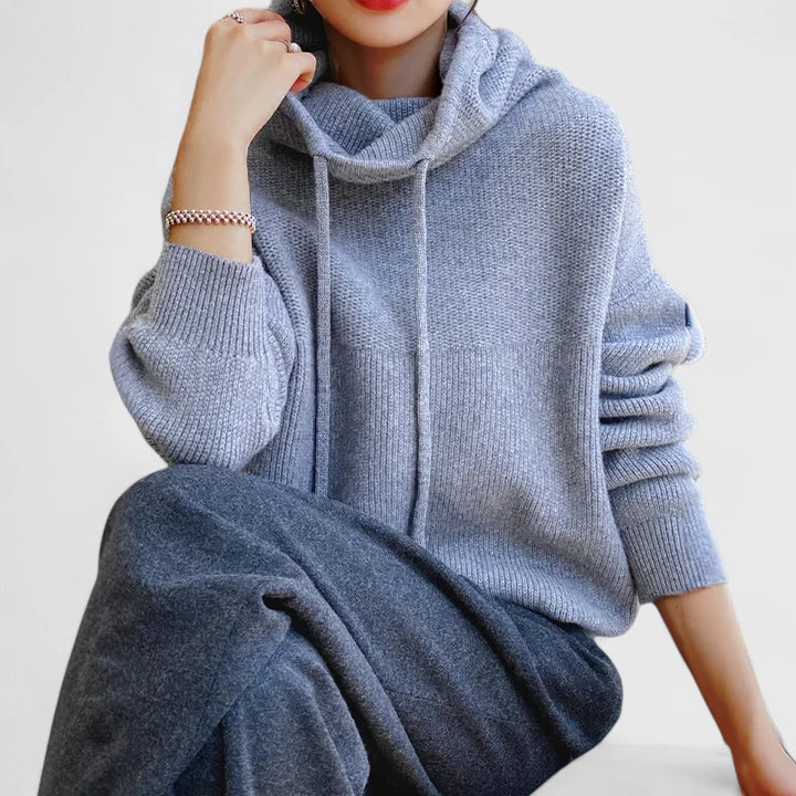 Marie | Cozy Trui met Hoge Col en Capuchon