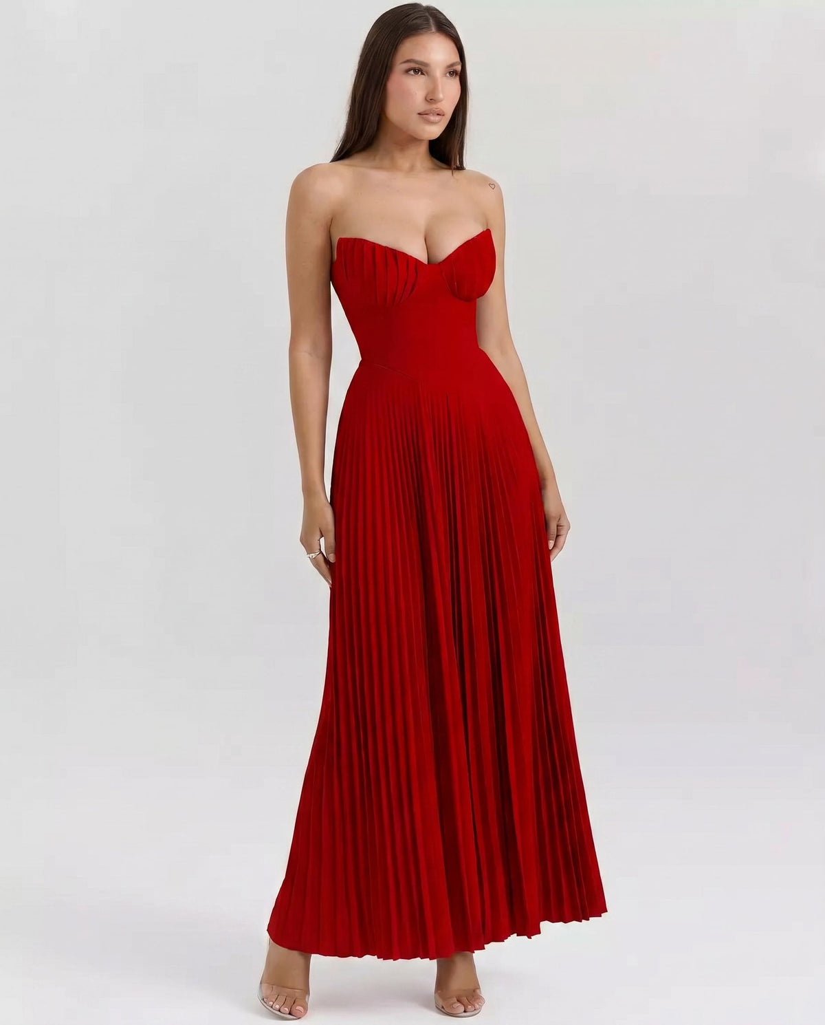 Velvet Hour | Maxi-jurk met V-hals en plissérok