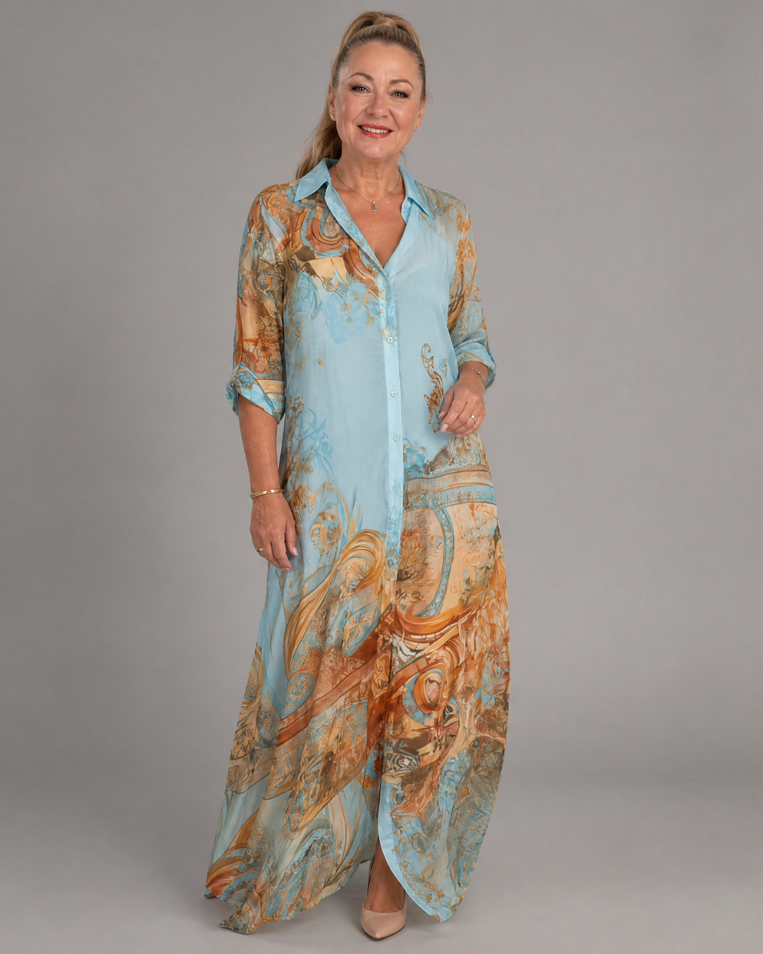 Azmira | Lange Jurk met Barokprint en Knoopsluiting