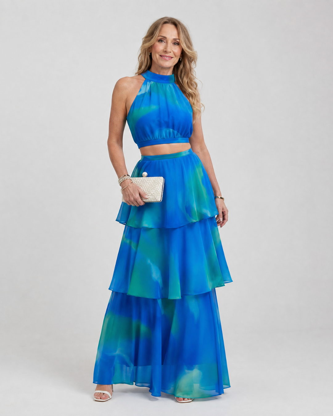 Mique | Halter maxi-jurk met cut-out en laagjes