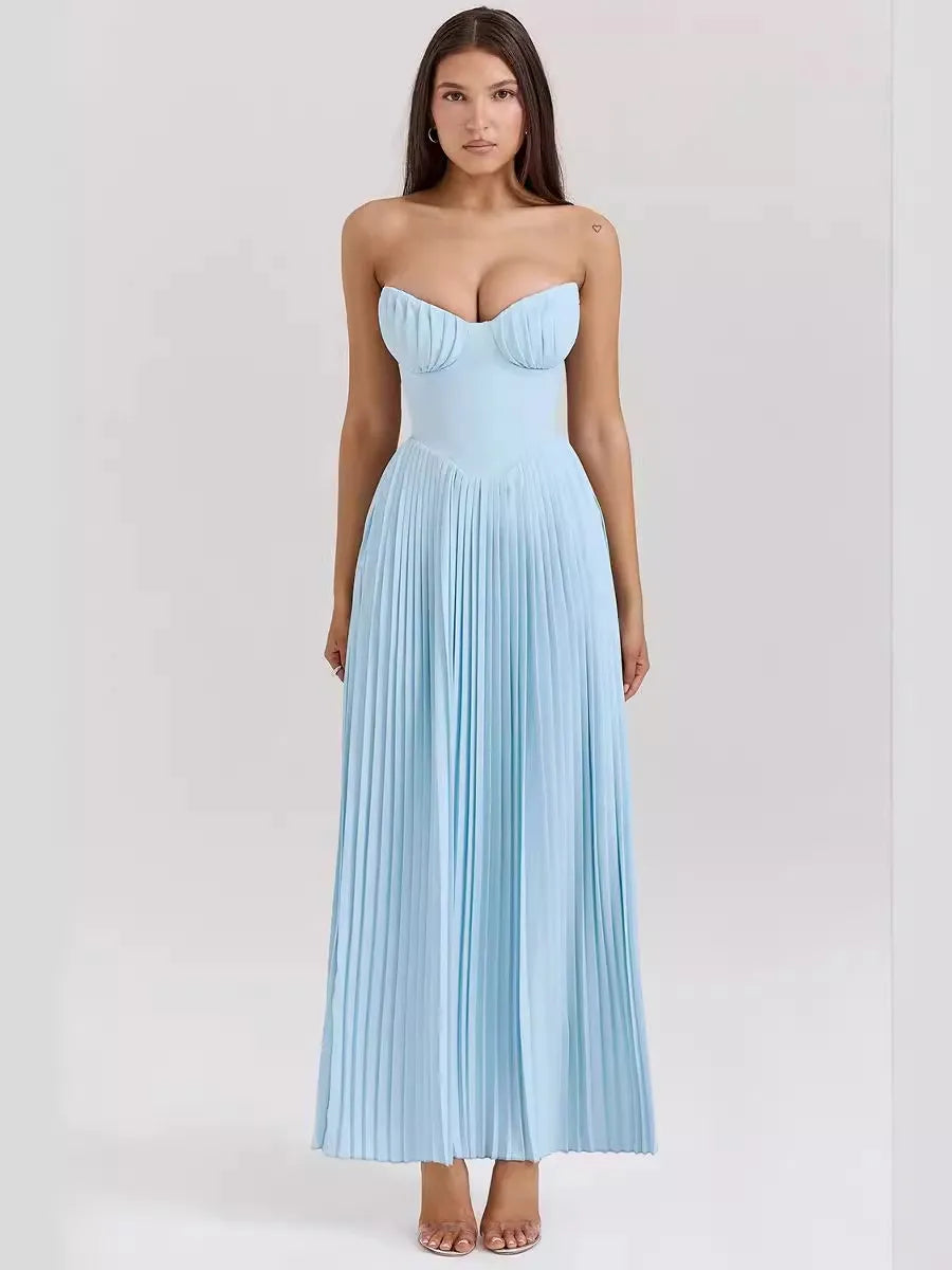 Velvet Hour | Maxi-jurk met V-hals en plissérok