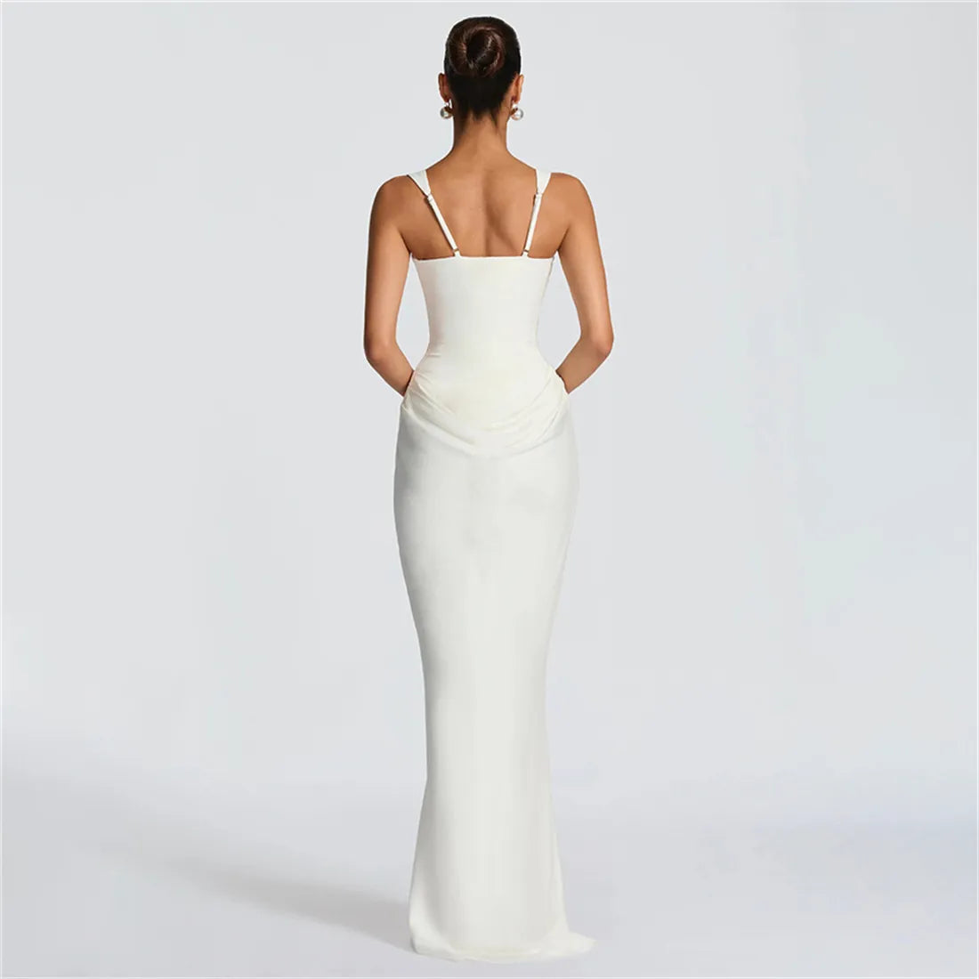 Body Frame | Bodycon midi-jurk met vierkante hals