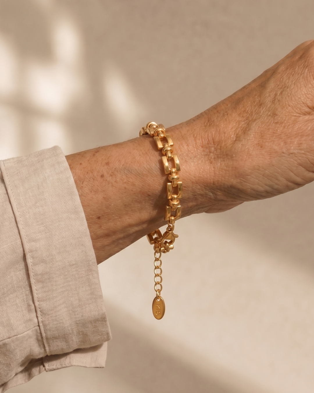 Sapphira | Armband met geometrische schakels