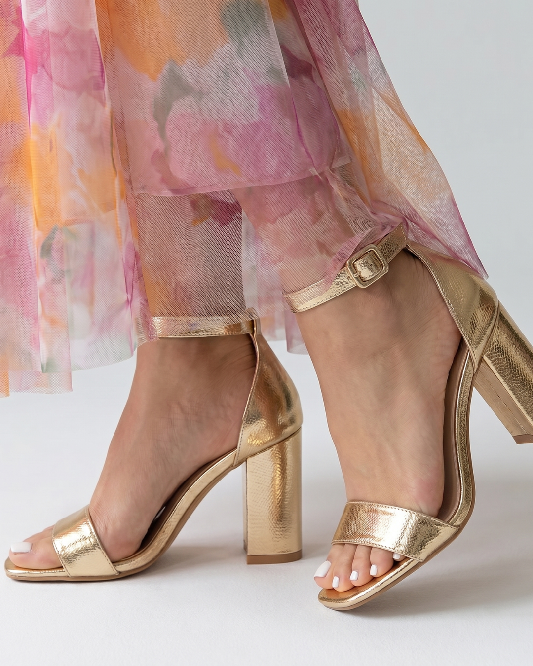 Calista | Metallic sandalen met enkelbandje en blokhak