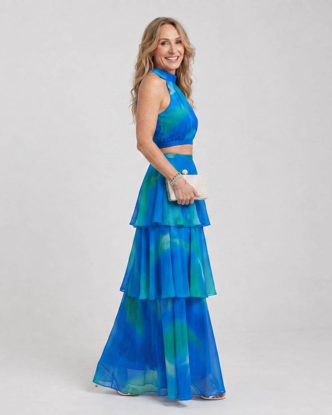 Mique | Halter maxi-jurk met cut-out en laagjes