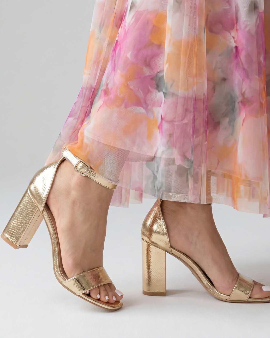 Calista | Metallic sandalen met enkelbandje en blokhak
