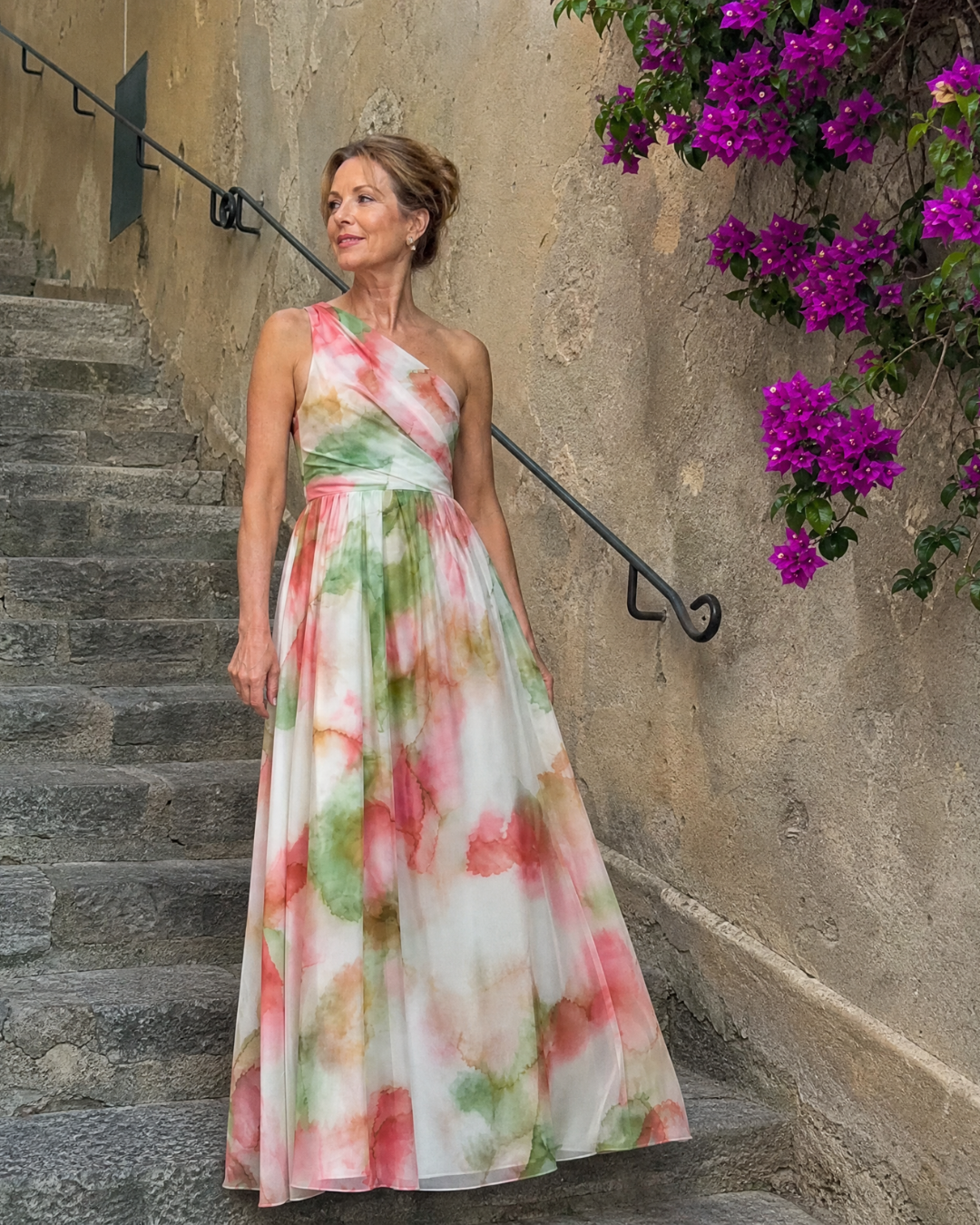 Olene | One-shoulder vloeiende maxi-jurk