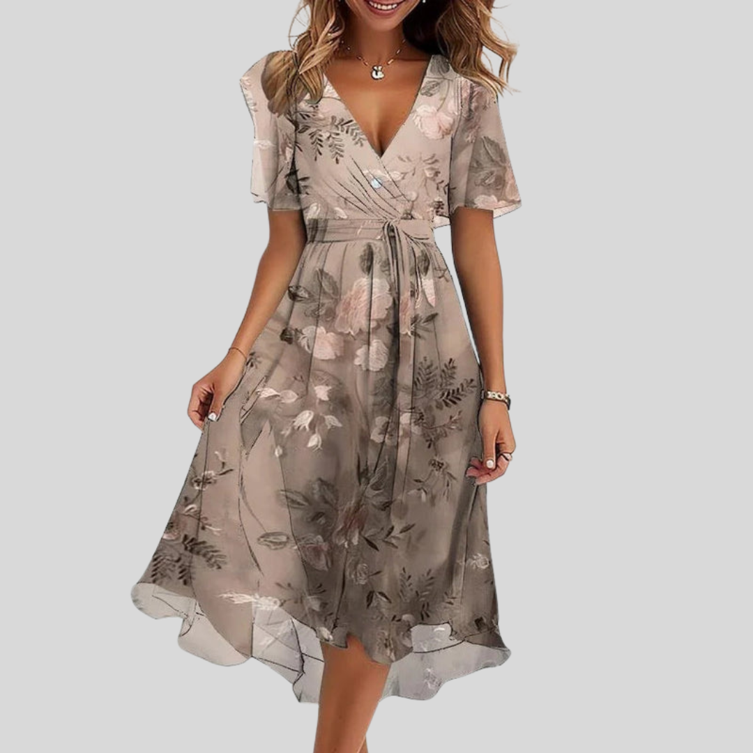 Naomie | Zomerjurk met V-hals en asymmetrische zoom
