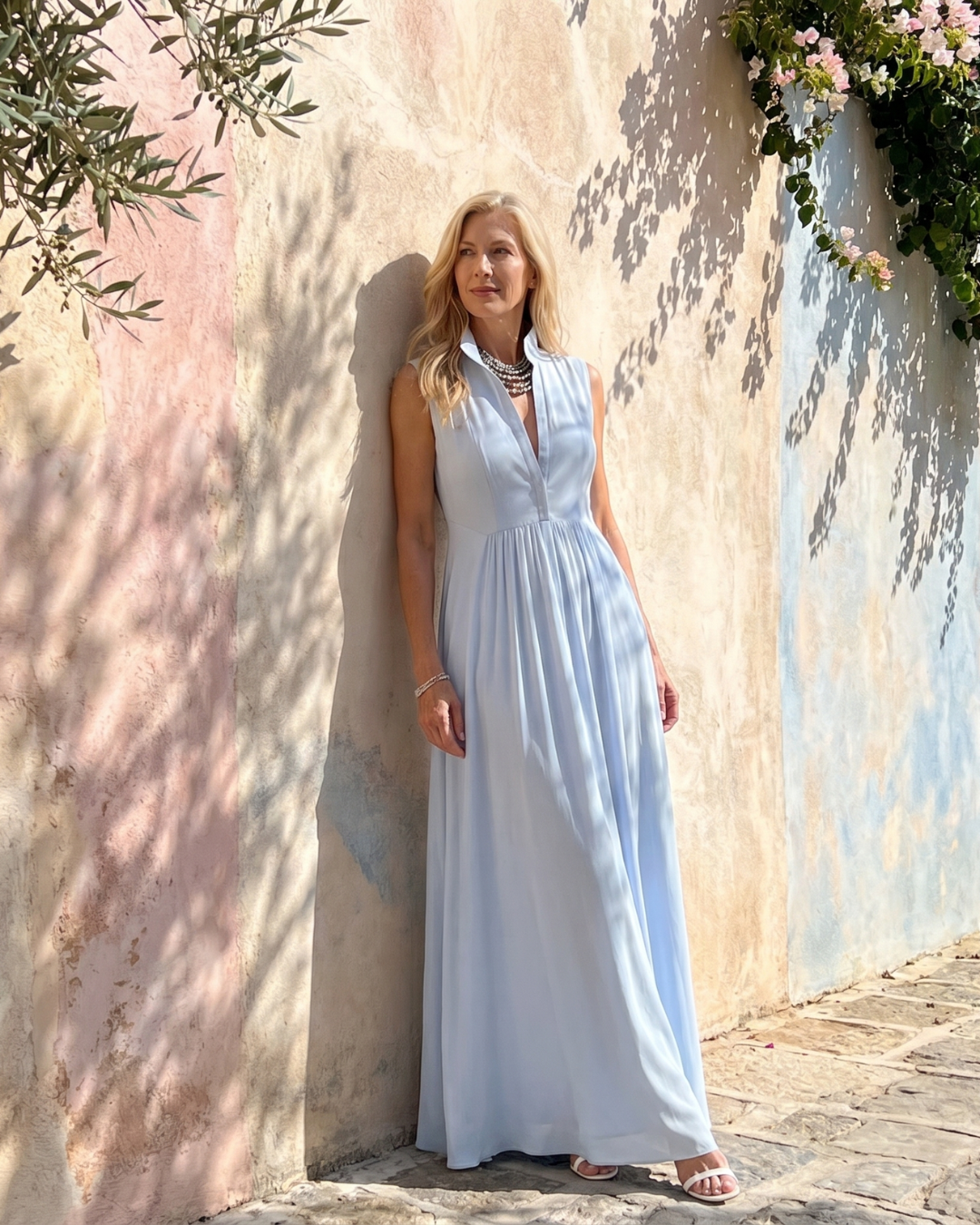Virelia | Mouwloze maxi-jurk met kraag