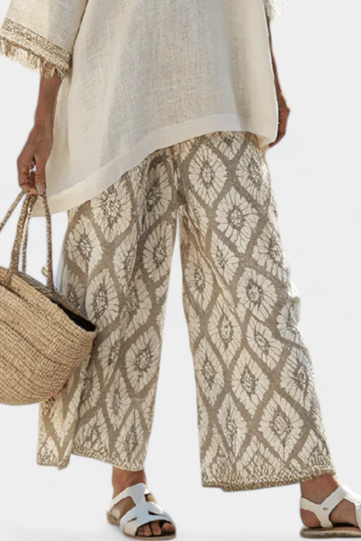 Alverra | Set met verfijnde top & casual broek
