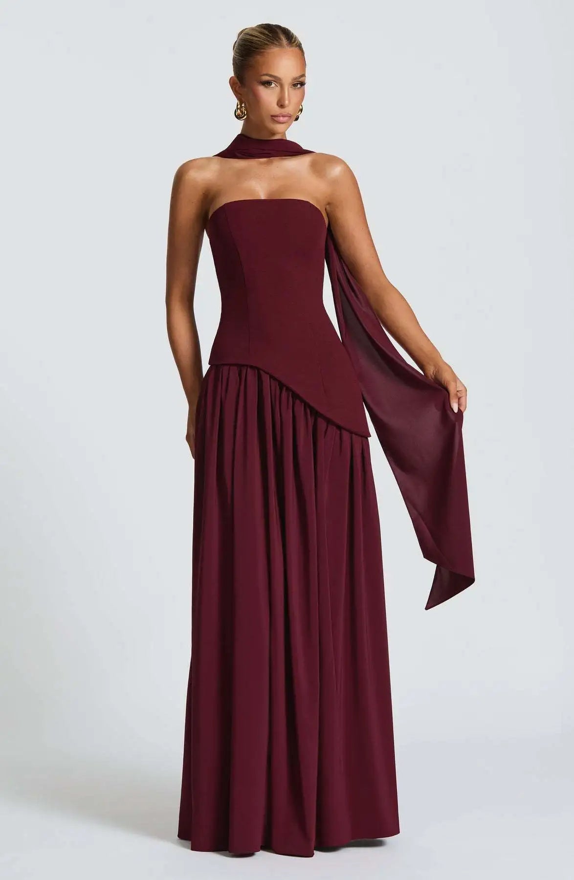 Cross Back | Bodycon maxi-jurk met open rug en split