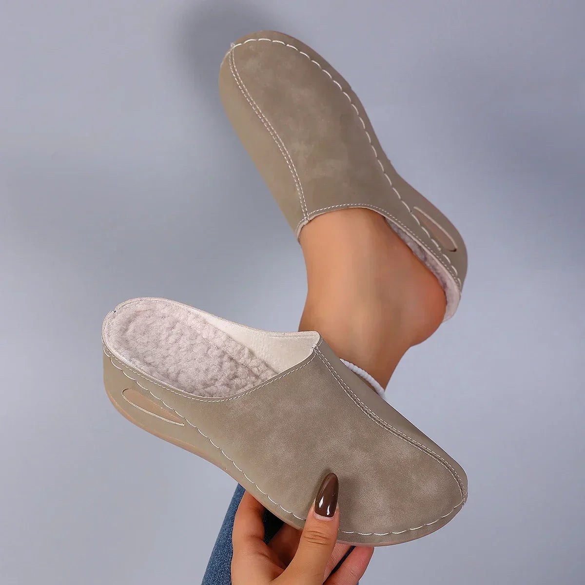 Orthopedische Pantoffels met Dagelijks Comfort en Tijdloze Huisstijl