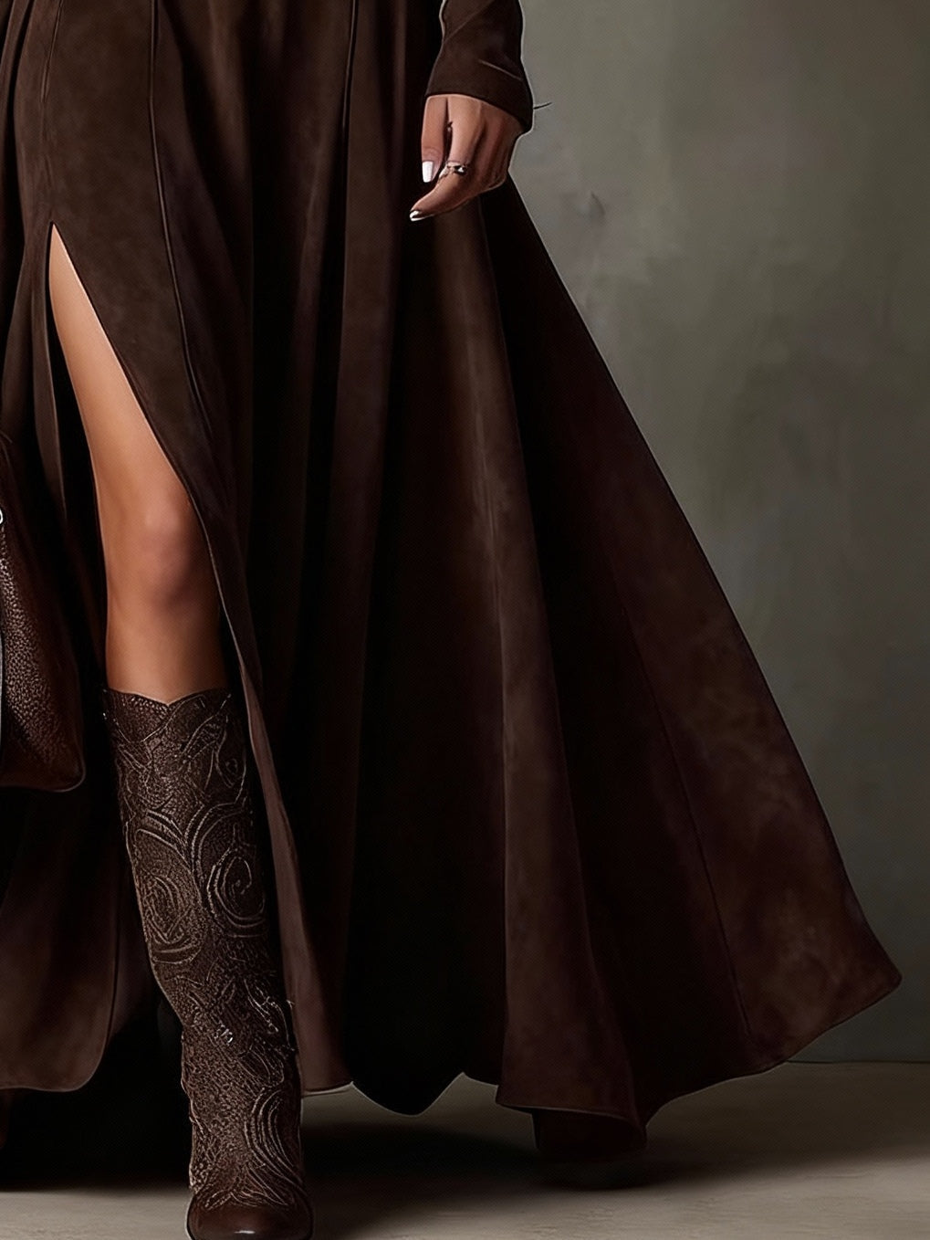 Donkerbruin Faux Suede Turtleneck Lange Mouw Split Maxi Jurk