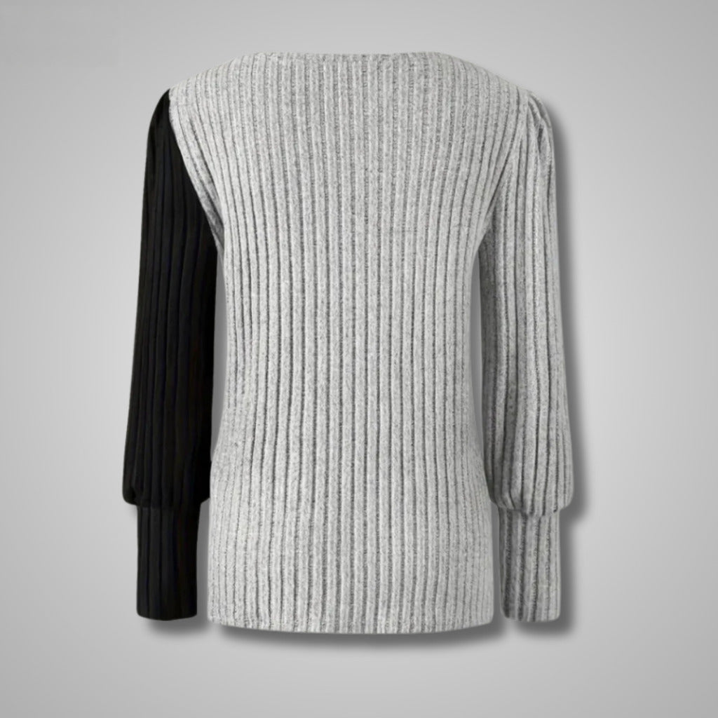 Elora | Elegante Trui met Voorpand Knopen